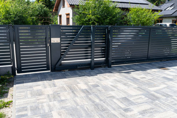 Best Professional Driveway Pavers  in Smithton, IL