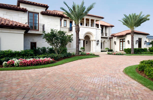 Best Driveway Paving Contractor  in Smithton, IL